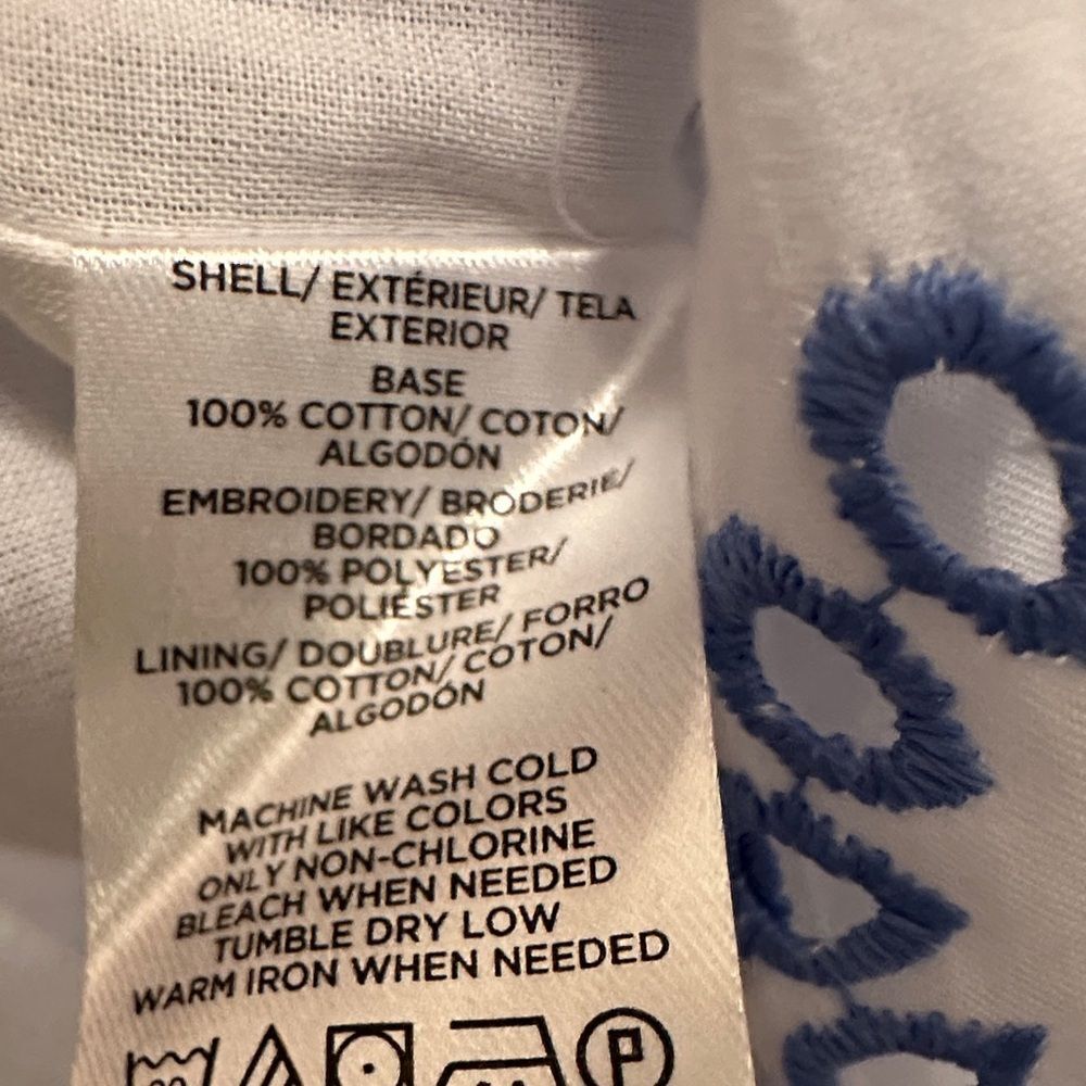Ann Taylor 100% Cotton White Blouse with Blue Floral Embroidery Size MP - Picture 4 of 9